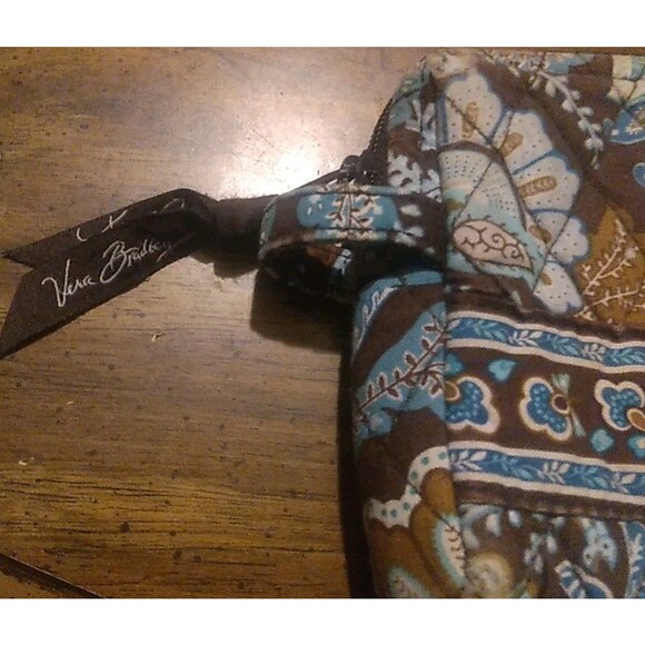 Vera Bradley Java Blue 7"x4"x2" Quilted Cosmetics Bag With Zipper Lined Retired - Picture 2 of 5